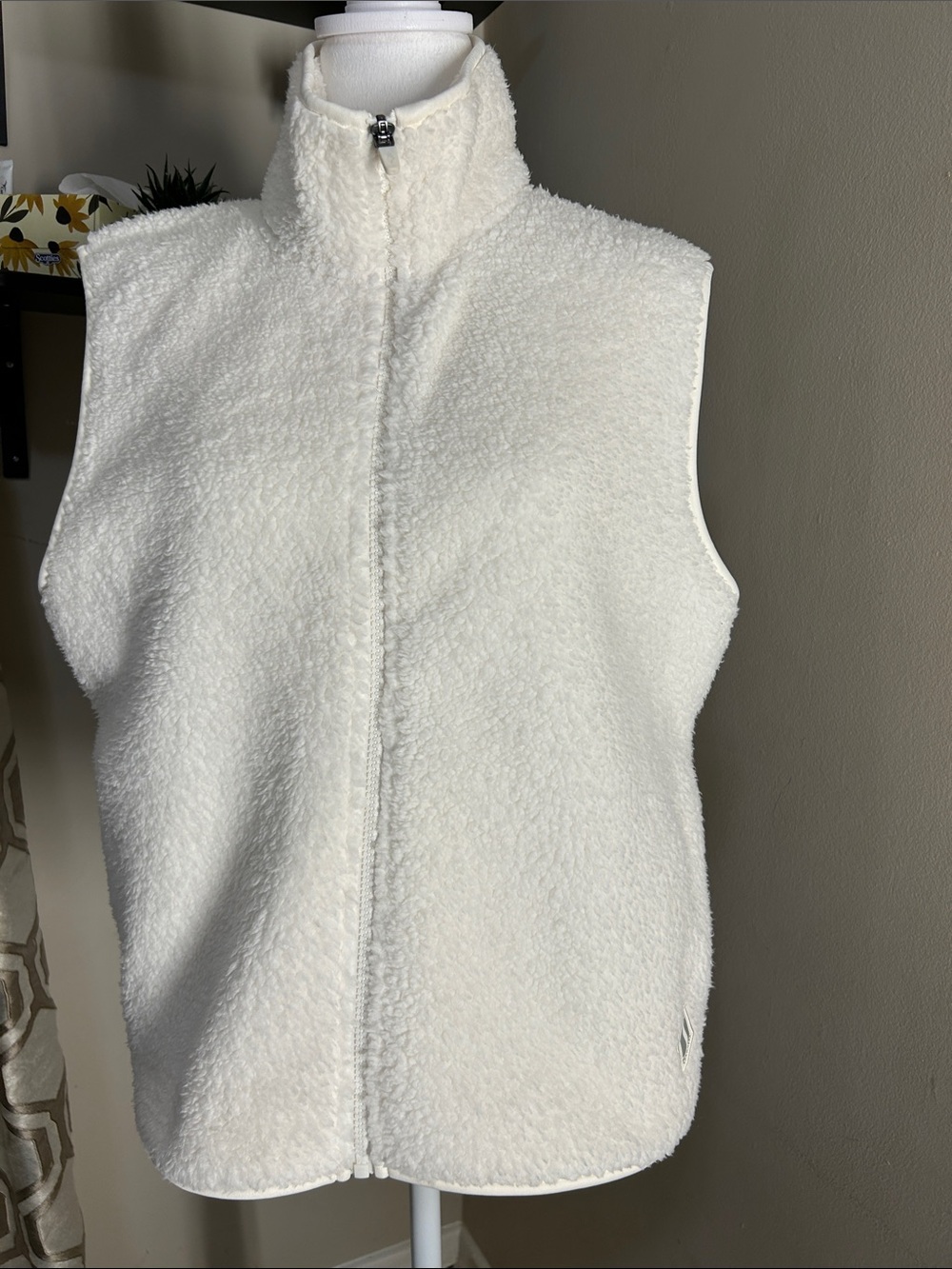 Skechers Cream Sherpa Vest with Zipper